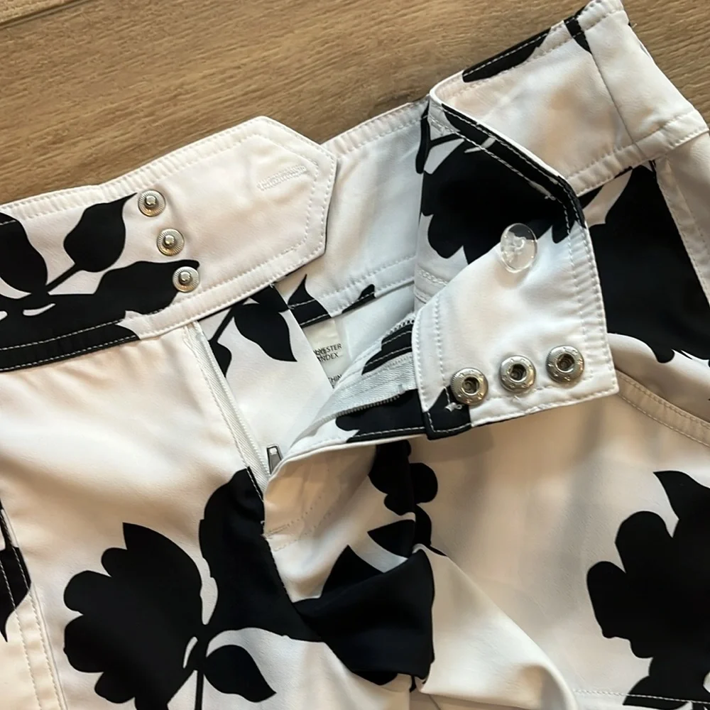 Jofit Floral Shorts